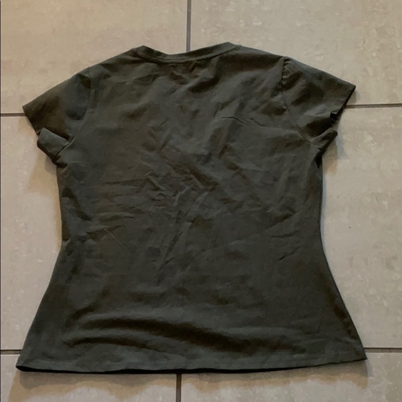 green button guess top - Picture 2 of 2